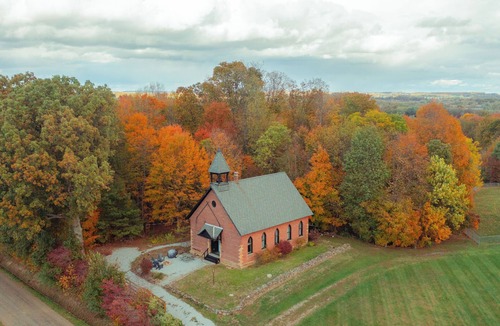 Mohican Township Cabin | Lake Fork Schoolhouse Mohican and Amish Country Romantic Getaway