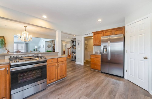 Fairfield House | Lake Front 5 Bedroom Estate Home-A Mile from Liberty Mt Ski & Golf Resort