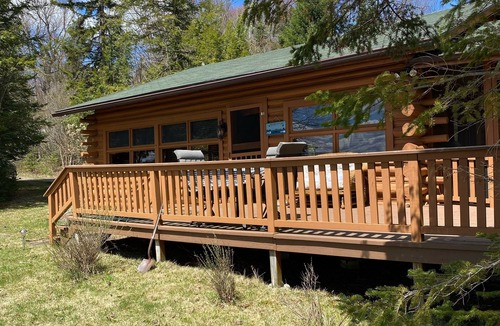 Town of Bellmont Cabin | Lake Front Adirondack Indian Lake Cabin