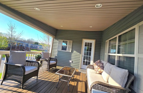Otonabee-South Monaghan Cottage | Lake Front Dream Cottage Resort! W-5 Star Golf Course!