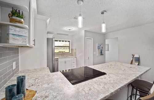 Summerfield Condo | Lake Front Get Away - 10 minutes from The Villages