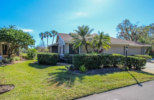 Sarasota Villa | Lake front, Golf Front, Twin Dolphin Villa