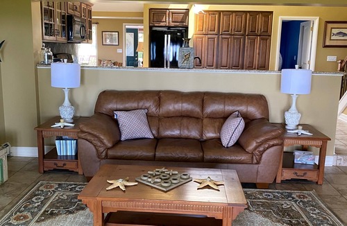 Irving House | Lake Front Home. Private stairs to private beach and bay. upscale 5 bedroom home