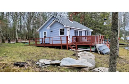 Town of Highland House | Lake Front Home