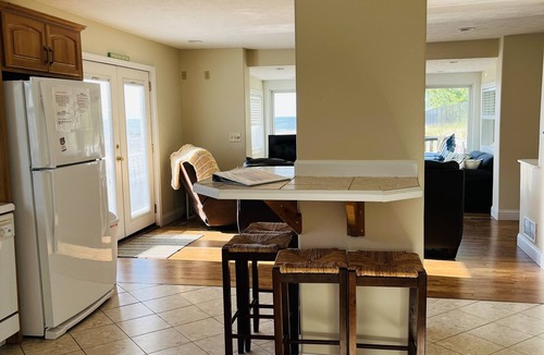 Sea Breeze House | Lake front home with sandy beach!
