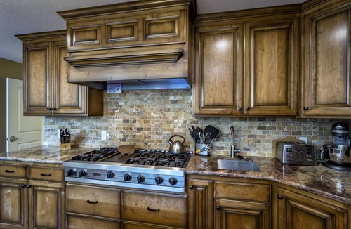 Lakehead House | Lake Front House - Gorgeous View!