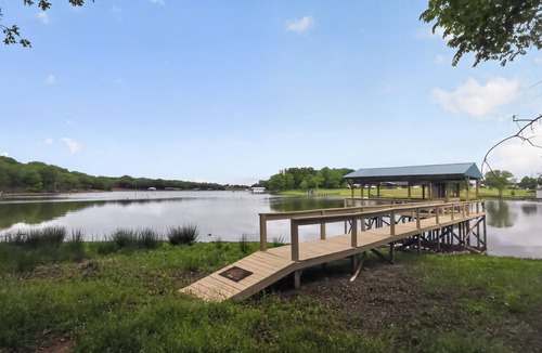 Quitman House | Lake Front - Privately Owned Dock with Boat Launch