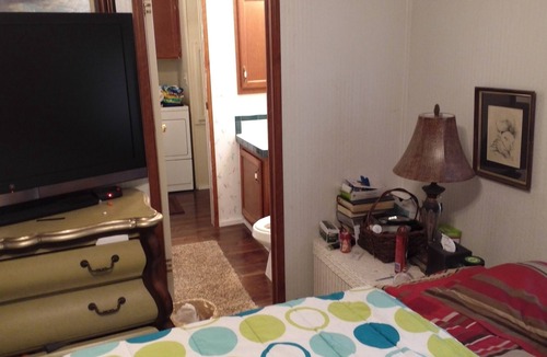 Umatilla House | Lake Front Rustic Ranch - FREE: Canoes,kayaks, fishing rods, bikes, paddle boat