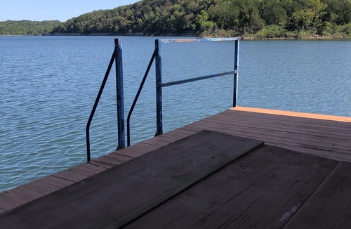 Eagle Rock House | Lake front secluded house w/private boat/swim dock on 242 acre cattle ranch.