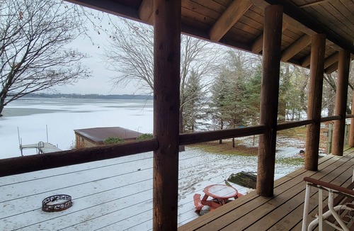 Beaver Dam Cabin | Lake Front
