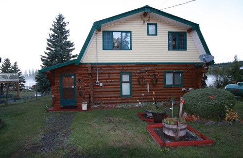 Deka Lake House | Lake front with a dock - great fishing, outdoor trails, hunting & water sports!