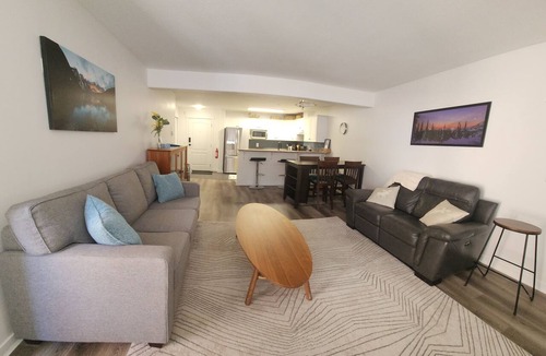 Sicamous Condo | Lake front with boatslip