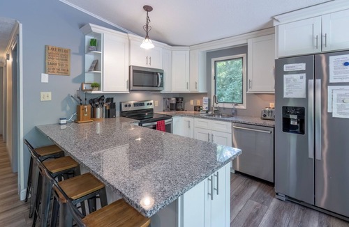 Lake Harmony Cottage | Lake Harmony Estates Family Home w/Beach Access