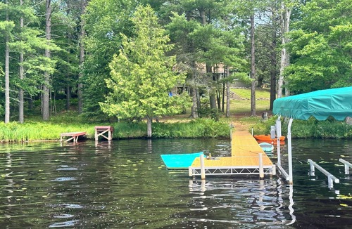 Three Lakes House | Lake Home on Three Lakes chain of lakes, WI Northwoods. 220 ft private frontage