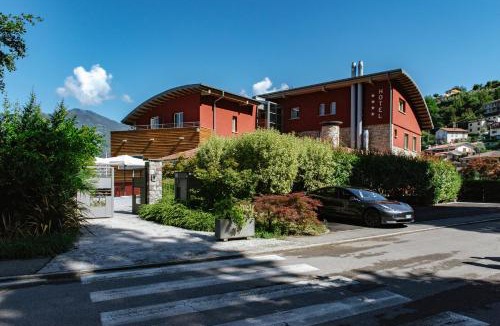 Pisogne Hotel | Lake Hotel La Pieve