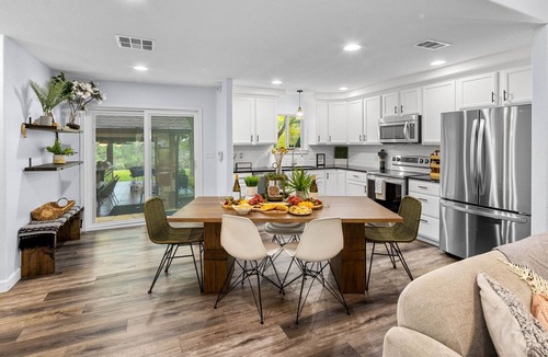 Horseshoe Bay House | Lake LBJ Compound | 2 Homes Side-by-Side | Sleeps 25 | Pool | Hot Tub | Great Fishing