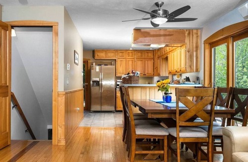 Lake Leelanau House | Lake Leelanau Therapy-HotTub/Kayaks/FirePit