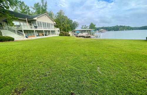 Little Kowaliga House | Lake Martin Waterfront, Kayaks, Paddle Boards, Large Yard, Great View, Boat Dock