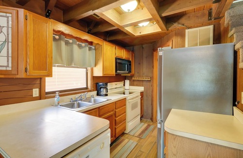 Okeechobee Cottage | Lake Okeechobee Cabin w/Boat Launch & Patio