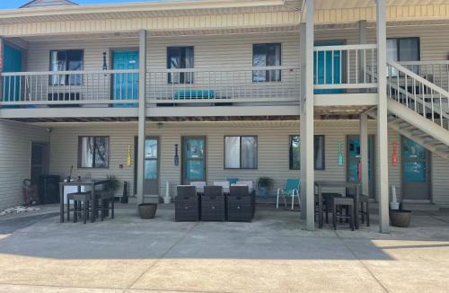 Marblehead Hotel | Lake Point Motel
