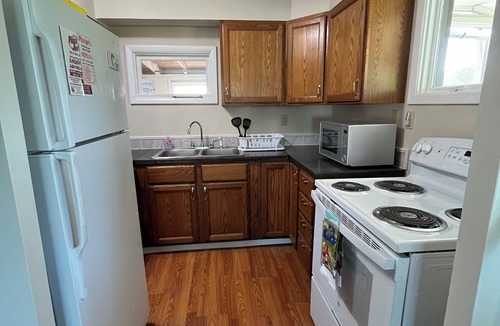 Westford Cottage | Lake view 2-bedroom cottage with new hot tub