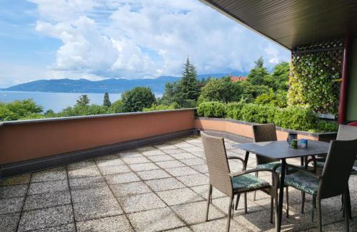 Ghiffa Apartment | Lake View Apartment