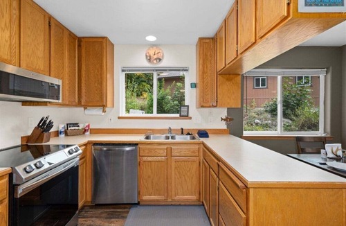 Leavenworth House | Lake View Hideout – Pet-friendly Haven Near Lake Wenatchee