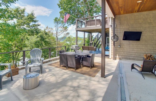 Silver Point House | Lake View Home in Silver Point: Walk to Marina