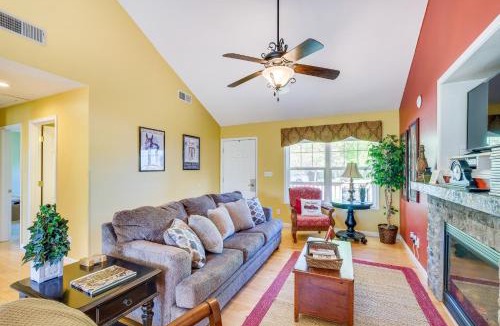 Taylorsville House | Lake-View Kentucky Getaway w/Resort Amenities!