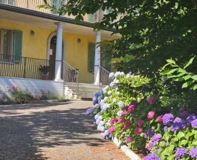 Stresa House | Lake view Ortensia Room with Balcony and Private bathroom at Villa Isabella Stresa Retreat Ages 6 Plus