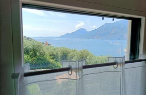 Assenza Apartment | Lake view studio apartment n 13