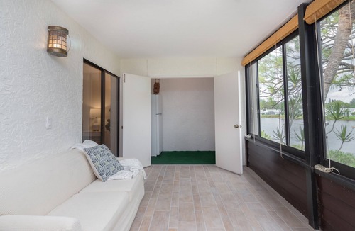 South Bradenton Condo | LAKE VIEWS! GORGEOUSLY UPDATED! 1700 total sqft with OVERSIZED LANAI!