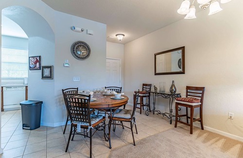 Trafalgar Village House | Lake Views Near Disney – Value Stay with Pool, Hot Tub & Clubhouse Access - Corner 3BR Townhome