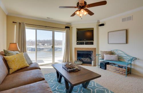 Osage Beach House | Lake Views & Pool Access: Osage Beach Condo
