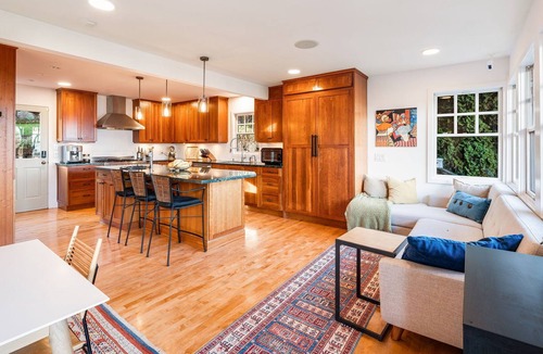Seattle Metro Area House | Lake Washington Beach access for paddle boards and swimming