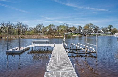 Lodi House | Lake WI Escape! Explore, Boat, Swim & Hike