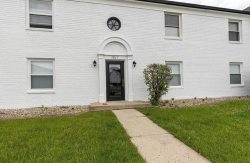 Indianapolis Apartment | LakeCastleton 2BD/1BA 3
