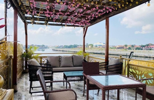 Festac Apartment | Lakefront 2-BR-Apt With 24Hrs Power + Starlink Wi-Fi