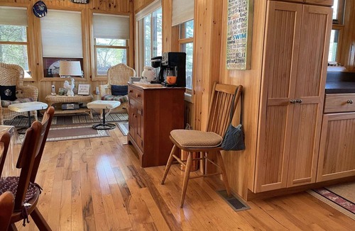 Freedom House | Lakefront 3 bed room property in Freedom, NH