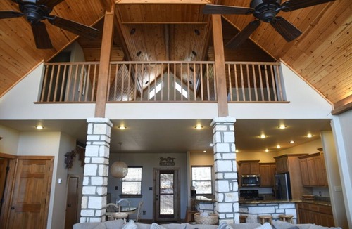 Texanna House | Lakefront 4 bedroom, 4 bath Porum Landing retreat plus bunk room beautiful views