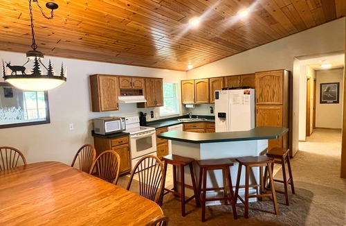 Eagle River Cabin | Lakefront 4 bedroom 3 bath with easy trail access! Free Firewood!
