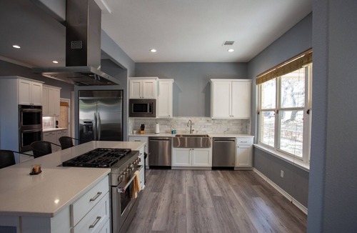 Burnet House | Lakefront 6BR Retreat w Dock & Game Room