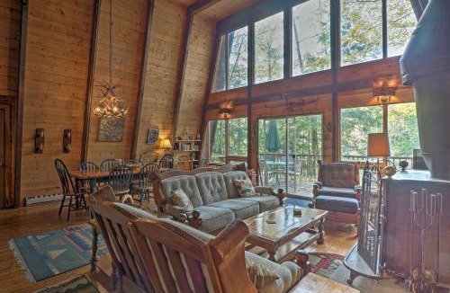Glendale House | Lakefront Berkshires Retreat w/Deck, Dock & Boat!