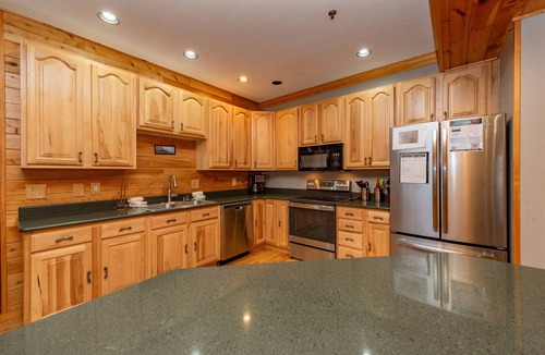 McHenry House | Lakefront Bliss: Hot Tub, Views & Fun
