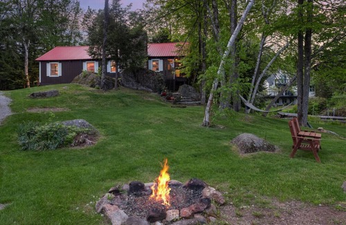 Stoddard Cabin | Lakefront Cabin/314` Shoreline