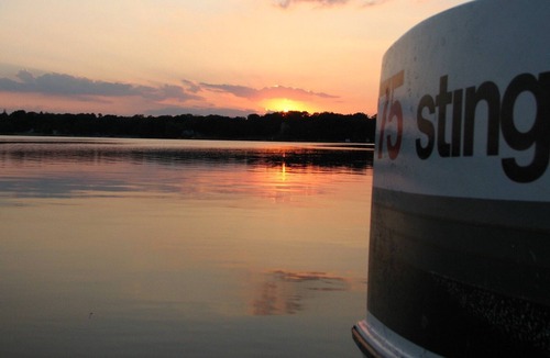 Bohners Lake House | Lakefront Cabin - 6 Bedrooms, 2.5 baths.
