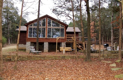 Scranton House | Lakefront Cabin Getaway with Firepit near Ozark National Forest in Scranton, Arkansas