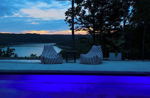Elizabeth Cabin | Lakefront Cabin in Ozark Mountains with Hot Tub amazing views & sunsets - Remote