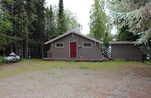 Willow House | Lakefront Cabin - Nancy Lake