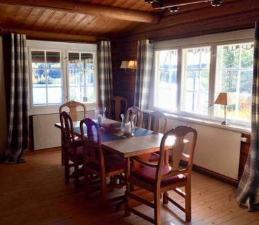Eidskog House | Lakefront Cabin